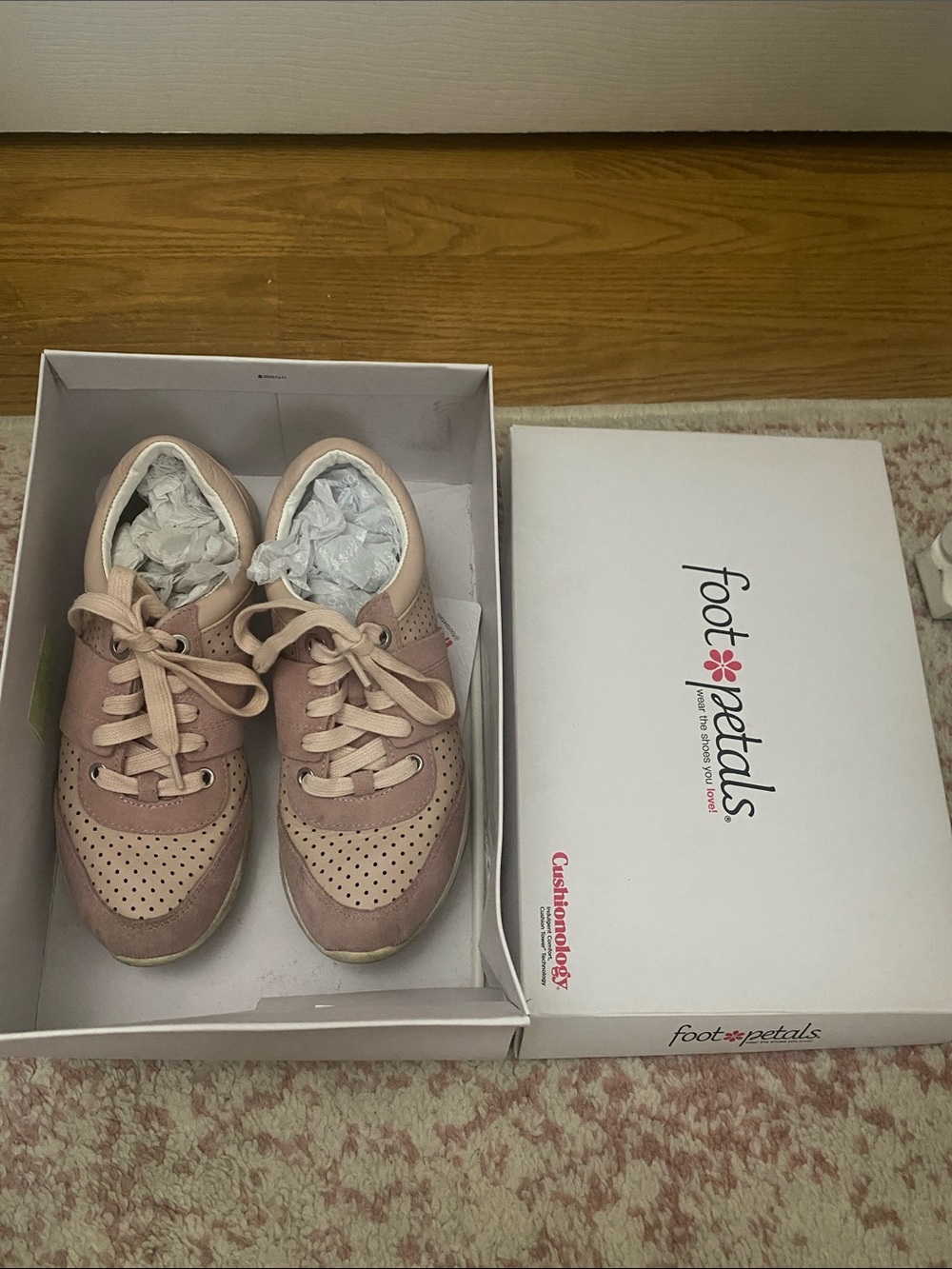 Foot Petals Women's Pink Casual Sneakers